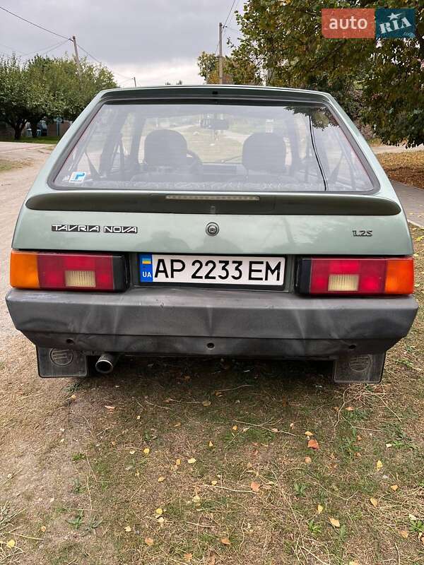 Хетчбек ЗАЗ 1102 Таврія 2006 в Запоріжжі фото 3 Хетчбек ЗАЗ 1102 Таврія 2006 в Запоріжжі