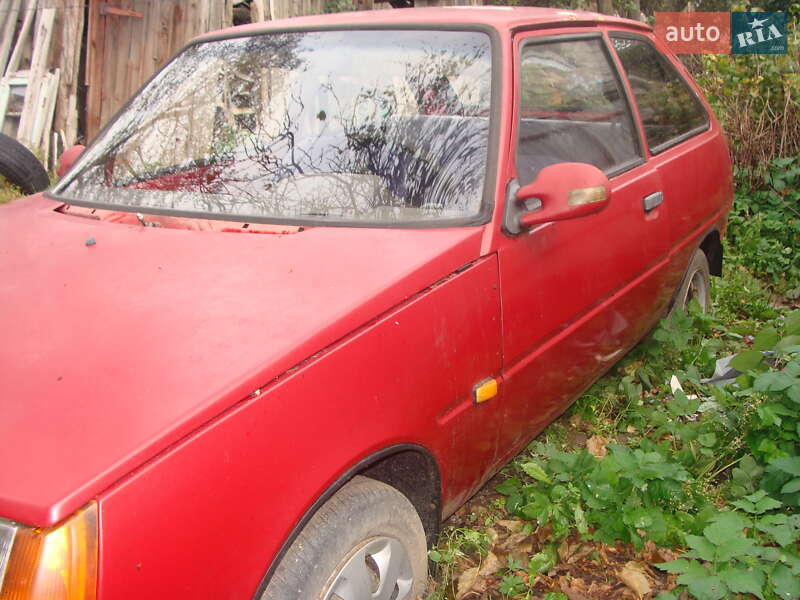 Хэтчбек ЗАЗ 1102 Таврия 1995 в Звягеле фото 5 Хэтчбек ЗАЗ 1102 Таврия 1995 в Звягеле