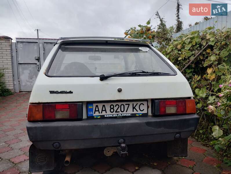 Хэтчбек ЗАЗ 1102 Таврия 1992 в Киеве