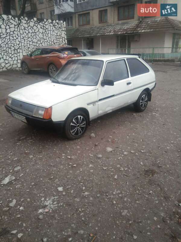 Хэтчбек ЗАЗ 1102 Таврия 1991 в Каменском фото 3 Хэтчбек ЗАЗ 1102 Таврия 1991 в Каменском