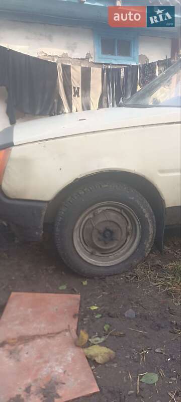 Хэтчбек ЗАЗ 1102 Таврия 1993 в Чернигове