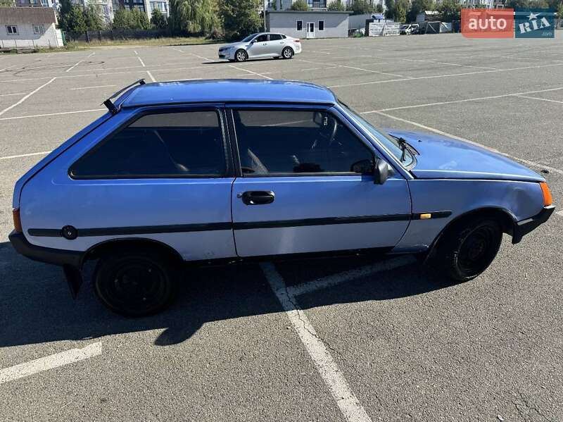 Хетчбек ЗАЗ 1102 Таврія 2000 в Києві