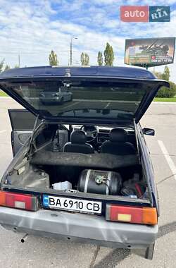 Хэтчбек ЗАЗ 1102 Таврия 2006 в 