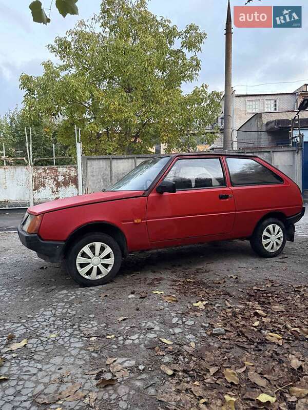 Хэтчбек ЗАЗ 1102 Таврия 1990 в Запорожье фото 2 Хэтчбек ЗАЗ 1102 Таврия 1990 в Запорожье