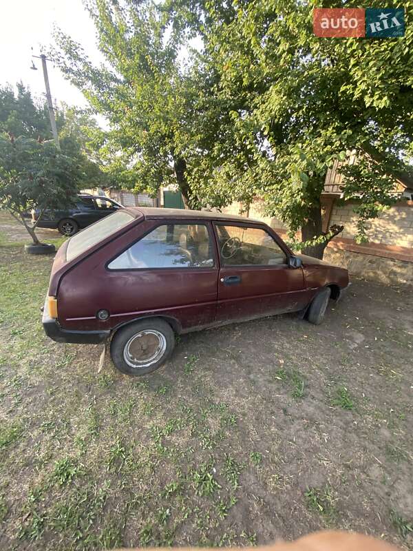 Хэтчбек ЗАЗ 1102 Таврия 1989 в Кегичевке