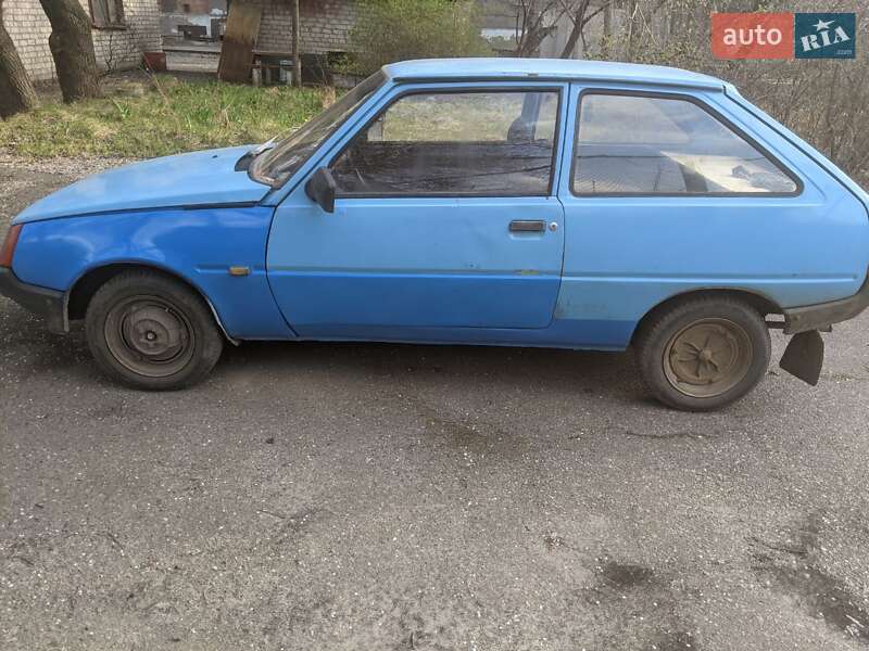 Хэтчбек ЗАЗ 1102 Таврия 1990 в Харькове