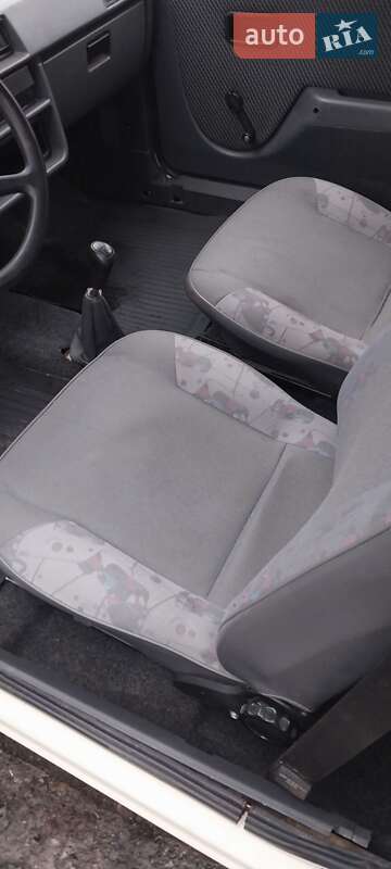 Хэтчбек ЗАЗ 1102 Таврия 1993 в Киеве фото 11 Хэтчбек ЗАЗ 1102 Таврия 1993 в Киеве