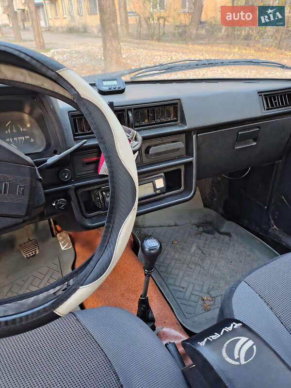 Хэтчбек ЗАЗ 1102 Таврия 1994 в Кривом Роге фото 9 Хэтчбек ЗАЗ 1102 Таврия 1994 в Кривом Роге