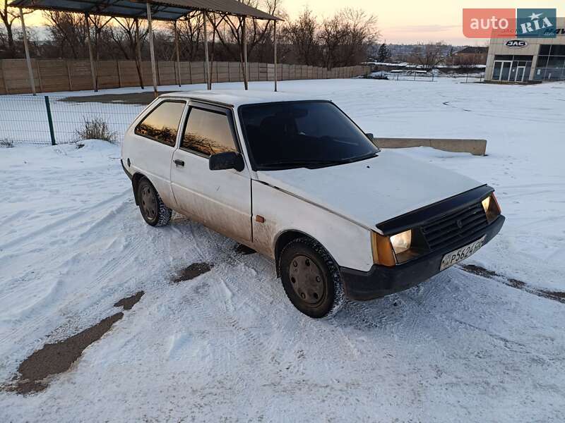 Хэтчбек ЗАЗ 1102 Таврия 1993 в Кривом Роге