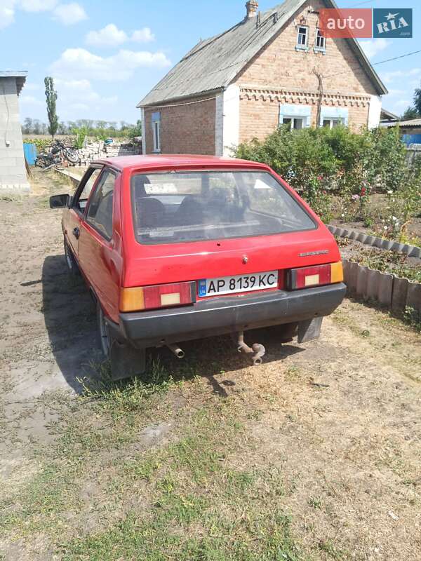 Хэтчбек ЗАЗ 1102 Таврия 1988 в Днепре фото 7 Хэтчбек ЗАЗ 1102 Таврия 1988 в Днепре