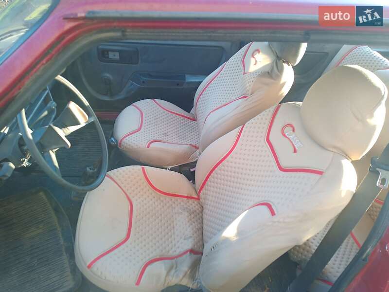 ЗАЗ 1102 Таврия 1990 ЗАЗ 1102 Таврия 1990