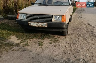 Хэтчбек ЗАЗ 1102 Таврия 1990 в Хмельницком