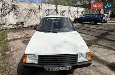 Хэтчбек ЗАЗ 1102 Таврия 1991 в Харькове