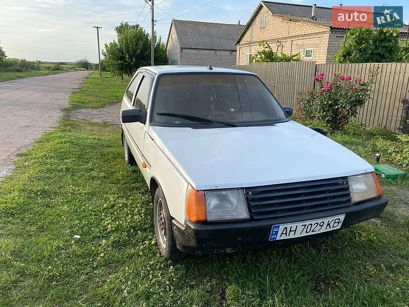 ЗАЗ 1102 Таврія