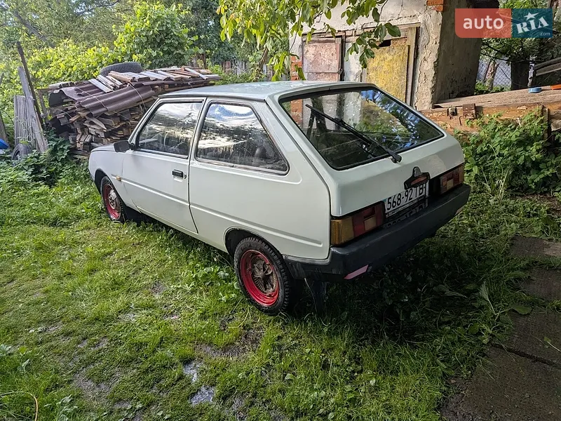 ЗАЗ 1102 Таврія