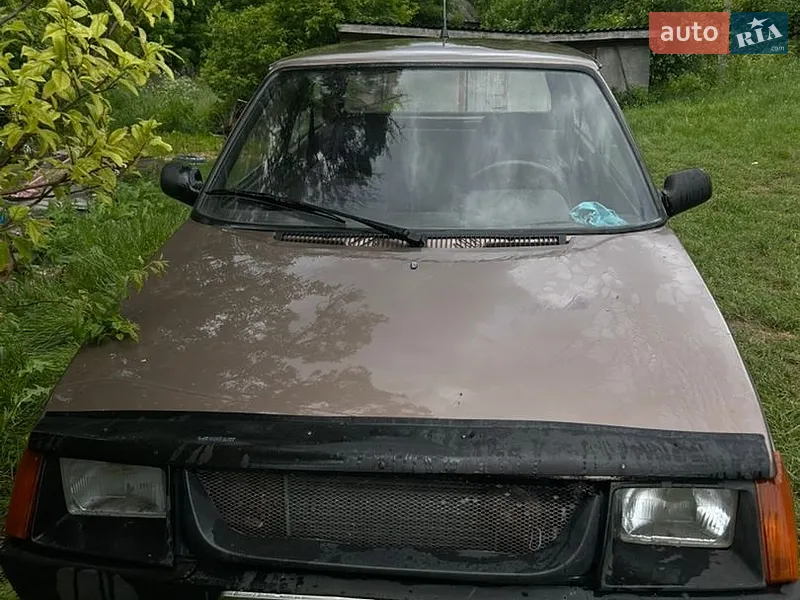ЗАЗ 1102 Таврія