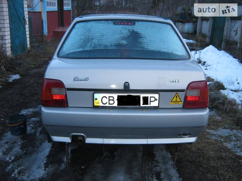 Седан ЗАЗ 1103 Славута 2009 в 