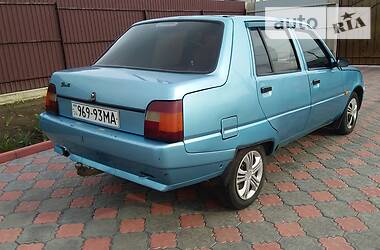 Хетчбек ЗАЗ 1103 Славута 2003 в 