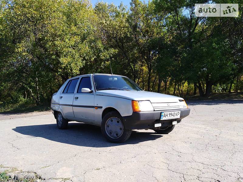 ЗАЗ 1103 Славута Lux