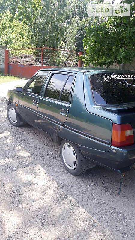 Хетчбек ЗАЗ 1103 Славута 2004 в Сумах