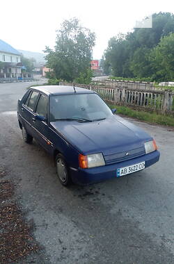 Седан ЗАЗ 1103 Славута 2002 в Могилів-Подільському