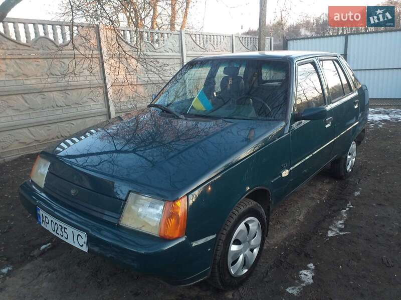 Седан ЗАЗ 1103 Славута 2004 в Запоріжжі