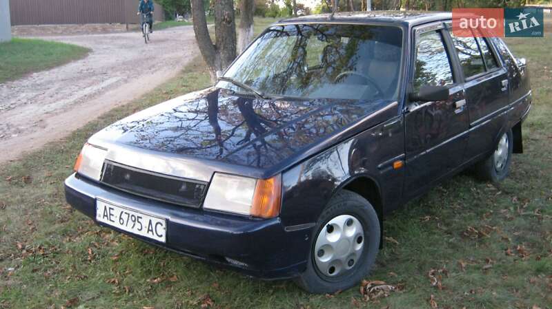 ЗАЗ 1103 Славута 2004