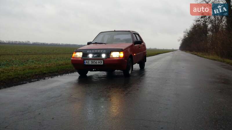 Ліфтбек ЗАЗ 1103 Славута 2003 в Новомосковську