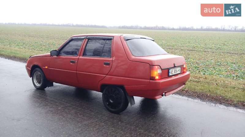 Ліфтбек ЗАЗ 1103 Славута 2003 в Новомосковську