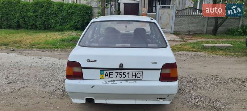 Ліфтбек ЗАЗ 1103 Славута 2004 в Новомосковську