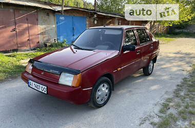 Лифтбек ЗАЗ 1103 Славута 2008 в 