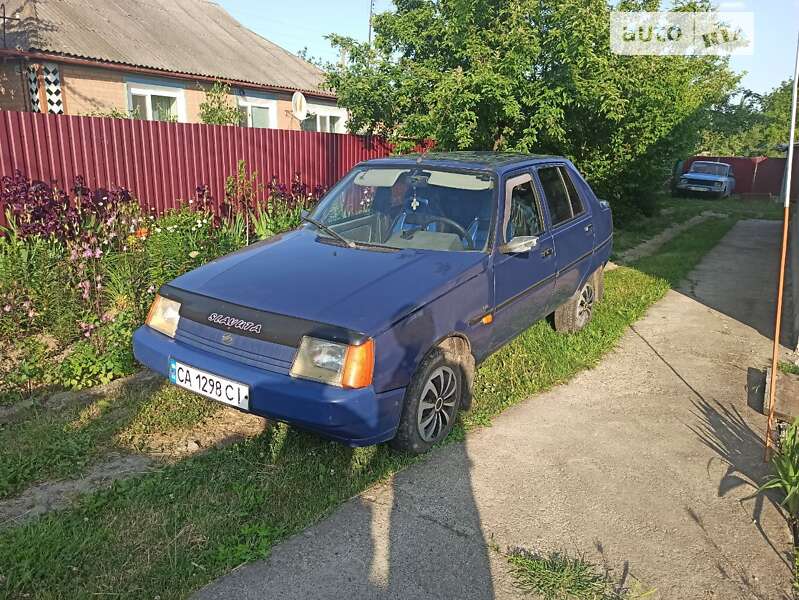 Хэтчбек ЗАЗ 1103 Славута 2004 в Монастырище