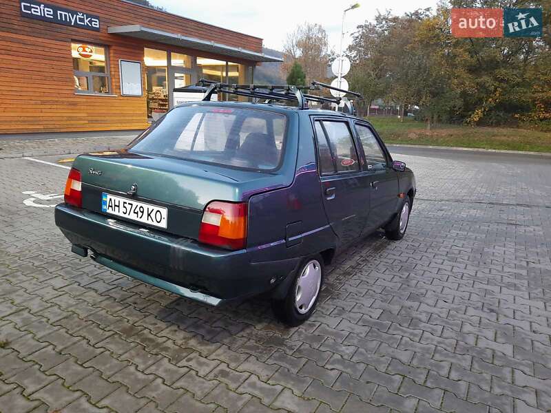 Ліфтбек ЗАЗ 1103 Славута 2004 в Вінниці