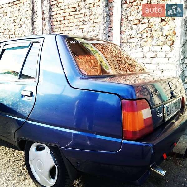Лифтбек ЗАЗ 1103 Славута 2004 в Умани