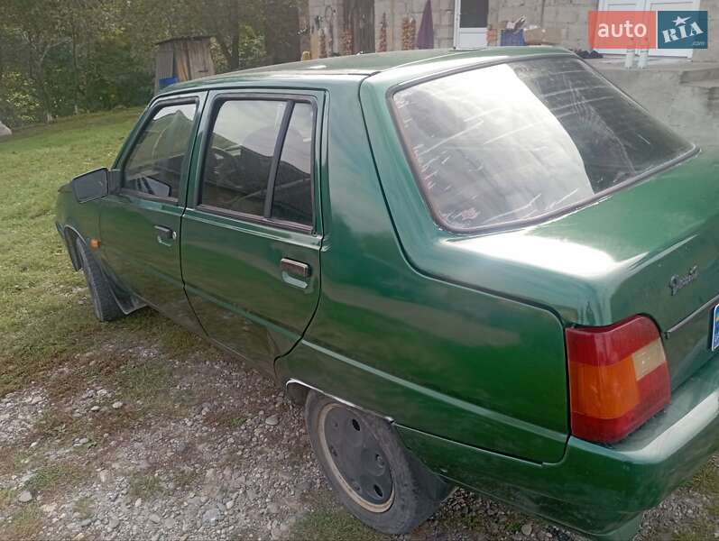 Ліфтбек ЗАЗ 1103 Славута 2008 в Запоріжжі