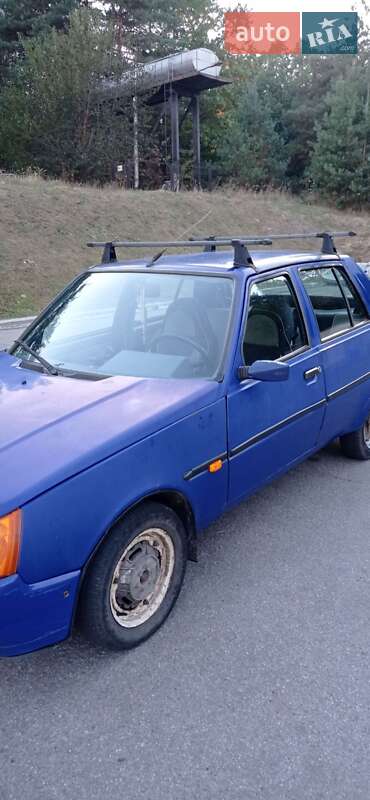 Ліфтбек ЗАЗ 1103 Славута 2003 в Кременчуці фото 5 Ліфтбек ЗАЗ 1103 Славута 2003 в Кременчуці