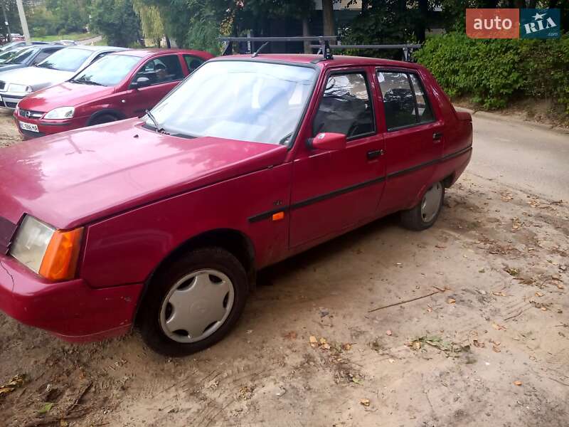 Ліфтбек ЗАЗ 1103 Славута 2003 в Львові фото 2 Ліфтбек ЗАЗ 1103 Славута 2003 в Львові