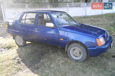 Лифтбек ЗАЗ 1103 Славута 2005 в 
