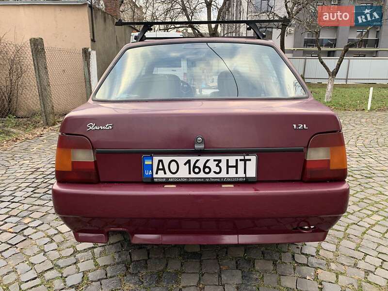 Ліфтбек ЗАЗ 1103 Славута 2004 в Мукачевому