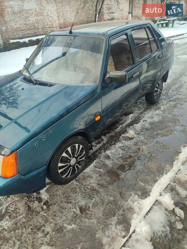 Ліфтбек ЗАЗ 1103 Славута 1999 в Сарнах