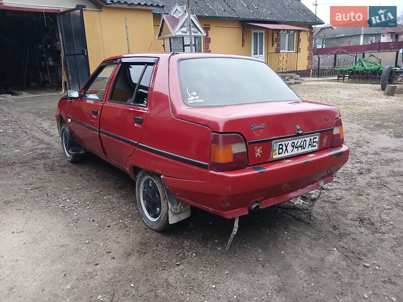 Лифтбек ЗАЗ 1103 Славута 2006 в Чемеровцах