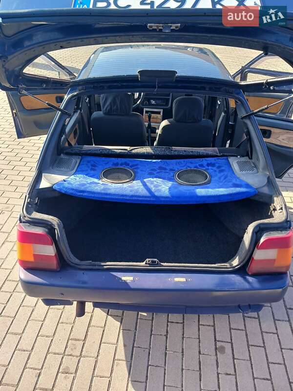 Лифтбек ЗАЗ 1103 Славута 2005 в Шептицькому