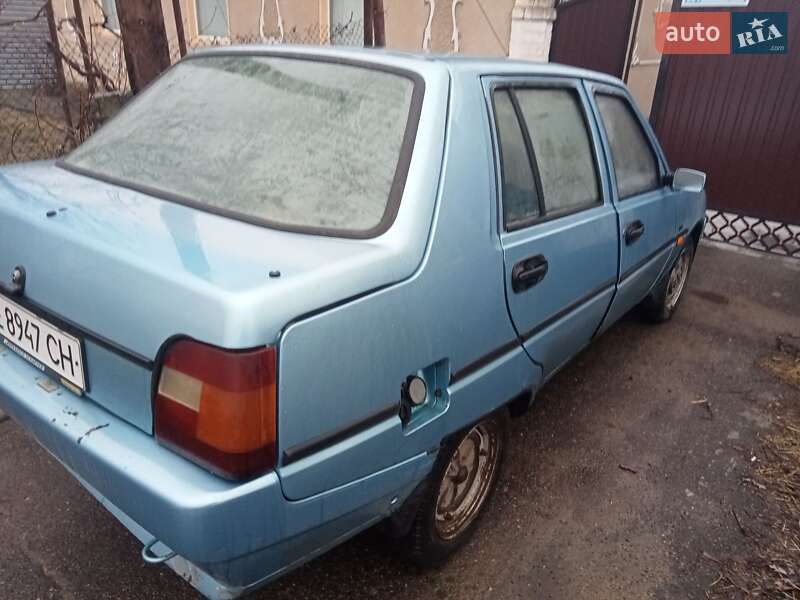 Лифтбек ЗАЗ 1103 Славута 2004 в Вознесенске