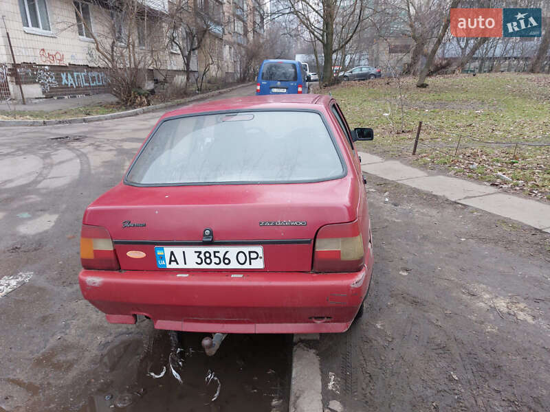 Ліфтбек ЗАЗ 1103 Славута 2002 в Києві