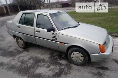 Лифтбек ЗАЗ 1103 Славута 2006 в 