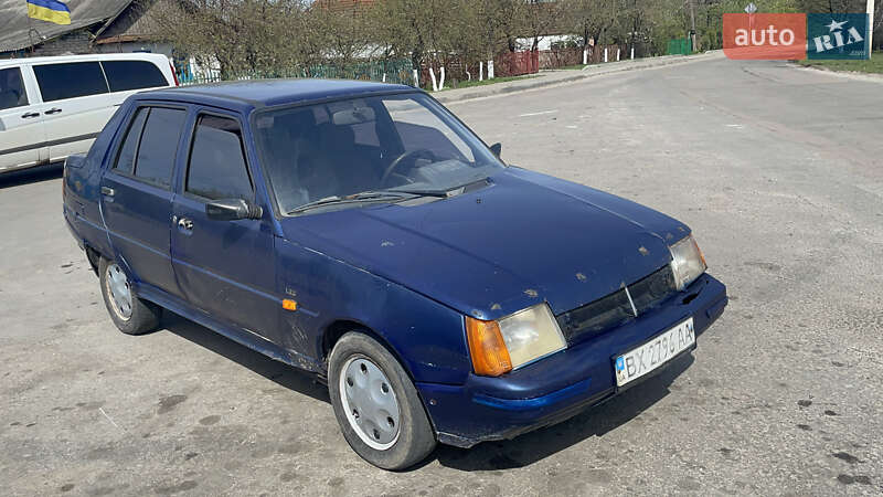 Лифтбек ЗАЗ 1103 Славута 2004 в Хмельницком