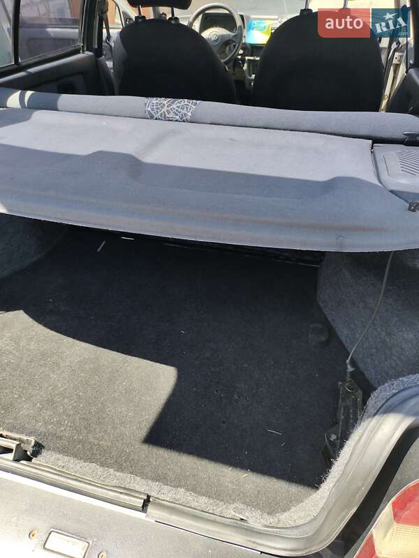 Лифтбек ЗАЗ 1103 Славута 2004 в Николаеве