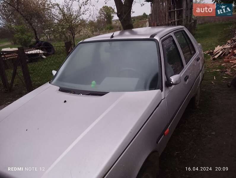 Лифтбек ЗАЗ 1103 Славута 2005 в Ровно