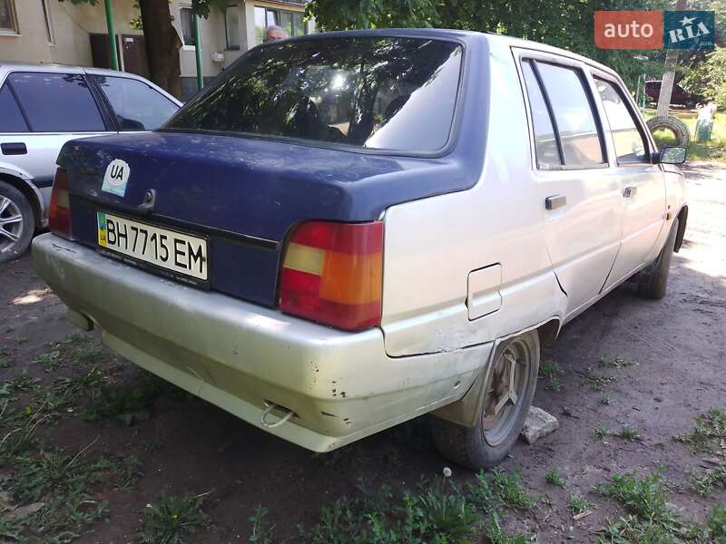 Лифтбек ЗАЗ 1103 Славута 1999 в Теплодаре