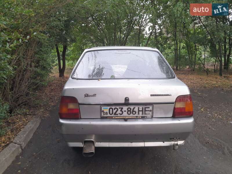 Лифтбек ЗАЗ 1103 Славута 2000 в Запорожье